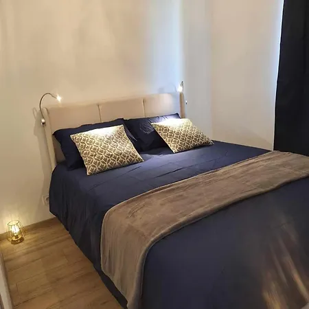 Spacieux à Avec Terrasse Apartamento *